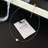 Cadena para Clavícula Auténtica de Lujo Ligero Estilo Commuter Celebridad de Internet, Collar de Perla Única de Diseño Nicho Simple y Versátil, Estilo Ins