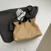Bolso de mano grande de gamuza mate para mujer, nuevo bolso tote retro de moda 2026, bolso cruzado coreano para el día a día