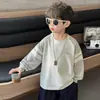 Camiseta de Manga Larga para Niños Primavera y Otoño 2026 Nueva Elegante Camiseta Base de Manga Raglán para Niños Pequeños Sudadera Deportiva