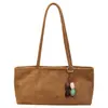 Nova bolsa tote simples Yuezhi 2026 outono inicial, bolsa de ombro grande para o dia a dia, bolsa casual grande feminina