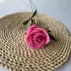 Popular Rosa Perla de Terciopelo Artificial de un Solo Tallo, Flor Artificial Realista para Boda con un Toque de Lujo