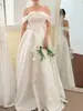 Vestido de novia ligero de satén, diseño simple de un solo hombro, cintura ceñida, sensación de nicho de alta gama, adecuado para fotografía de viajes al aire libre, vestido de novia largo hasta el suelo para ventas transfronterizas