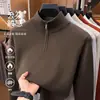 Estilo Old Money Suéter de Punto para Hombre con Cuello Alto y Media Cremallera Otoño/Invierno 2026 Nuevo Casual Capa Base Engrosada Cálida para Hombre