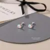 Brincos de Tarraxa Iridescentes de Zircônia Simples de Luxo Leve para Mulheres Prata de Lei s999 Estilo Minimalista Versátil Brinco de Prata de Lei com Fecho de Rosca Atacado