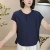 2026 Novo Estilo Gola Redonda Botões Manga Curta Bainha Fashion com Fenda Versátil Emagrecedor Blusa Top Feminino
