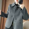 Nuevo Abrigo de Lana Doble Faz para Mujer Otoño/Invierno 2026 con Bolsillos, Cárdigan Corto de Corte Holgado para Mujeres Petite