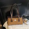 Bolsa Tote Casual Feminina Grande Capacidade Portátil Bolsa de Ombro 2025 Casual Estilo Coreano Inverno Nova Bolsa Feminina para o Dia a Dia Bolsa Baguette