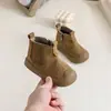 Botas de moda infantil, coleção outono e inverno: botas confortáveis, de sola macia, para tornozelo para meninos, botinhas estilo Martin para bebês, botas de algodão estilosas e retrô para meninas