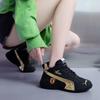 Masculino e feminino mesmo estilo 2024 Primavera e Outono Novo tênis de couro de fundo macio respirável estilo coreano versátil moderno dedo redondo sapatos masculinos