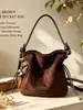 2026 Nuevo Otoño Versátil de Moda Popular Bolso Cubo para Mujer Retro Casual Gran Capacidad Bolso de Hombro Único Cruzado