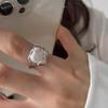 Bosque a la luz de la luna ~ Anillo de perla súper hada para mujer Diseño nicho Temperamento Anillo de dedo Personalidad Sentido de la moda Anillo de dedo