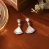 Brincos Populares em Forma de Leque de Madrepérola Natural, de Alta Qualidade, Modernos, Leves e Luxuosos, Joias de Fada Exquisitas e Versáteis