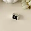 Anillo de Lujo Nuevo de Nicho Estilo Coreano, Anillo Ancho Vintage de Piedra Natural, Anillo Abierto Ajustable Versátil Personalizado para el Dedo Índice