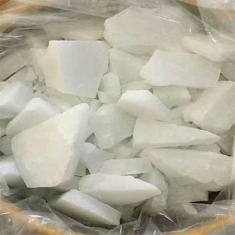 小块状石蜡