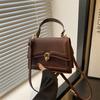 Bolsas Femininas Populares de Textura de Alta Qualidade Deste Ano 2025 Nova Moda Versátil Bolsa Quadrada Pequena de Mão Estilo Estrangeiro Bolsa Transversal de Ombro Único