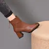 Botas femininas da moda, bico quadrado, salto grosso, cano justo, coleção de inverno 2026, estilo francês, forradas com fleece para aquecimento, botins casuais e versáteis