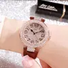 Relógio de Moda Popular de Alta Qualidade Gedi com Mostrador Grande, À Prova d'Água, Cravejado com Diamantes e Escala Deslumbrante para Mulheres