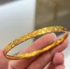 Pulsera Ancha de Hielo Triturado de Tres Caras de 6 mm, Pulsera de Cobre Deslumbrante Chapada en Oro Antiguo CNC, Estilo de Moda de Lujo Ligero para Viajes Diarios para Mujeres
