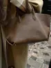 2026 Nuevo Bolso de Mano Tote de Moda Versátil Estilo Influencer Perezoso Gran Capacidad Diseño para Viajes