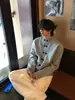 Suéter cárdigan sin cuello bcare gris claro para hombre, primavera y otoño, estilo casual, tejido de punto de alta gama, diseño de ajuste limpio