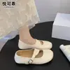Sapatos Mary Jane split-toe estilo retrô francês em couro legítimo para mulheres, novo modelo outono 2026, sapatos rasos de uma fivela para o trabalho