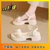 Sandalias de Plataforma Gruesa Estilo Hada de Celebridad de Internet para Mujer, Nuevo Modelo Verano 2026, Adecuadas para Usar con Faldas, Hebilla de Una Tira, Fruncidas, Sandalias de Bloques de Color