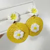 Accesorios Yongge: Aretes de Flor de Paja Estilo Vacaciones en la Playa, Aretes de Rafia Frescos y Atractivos para Sesiones de Fotos