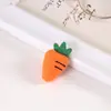 Broches de Desenho Animado Acessórios Boneca de Pelúcia Fofa Pão Super-Homem Crocodilo Bolsa Celebratória da Internet Acessórios para Roupas Pingente