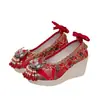Zapatos de Boda Estilo Chino Xiuhe con Escamas Doradas, Zapatos de Boda Nupcial Rojos Tradicionales Hanfu para Mujer, que Aumentan la Altura