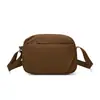 Nueva bolsa de mensajero versátil y práctica, gran capacidad, sensación de alta gama, bolso de hombro, bolso cruzado, diseño de nicho, bolso para debajo del brazo para mujer