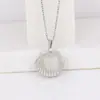 Collar con colgante de amor de acero inoxidable pulido a mano, foto grabada, logo, forma de corazón, borde periférico, tapa abatible, caja para foto de pareja