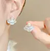 Pinzas para Orejas~Pinzas para Orejas de Perla con Forma de Abanico de Circonita para Mujeres Sin Perforaciones, Pendientes Elegantes, Modernos y Exquisitos, Joyería de Lujo Ligero y de Alta Gama