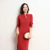 Novo Vestido Retro Botonê Estilo Chinês para Mulheres, Novo Modelo Outono e Inverno 2026, Vestido Longo de Tricô Solto de Alta Qualidade