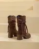 Novas botas de outono e inverno para mulheres baixinhas: design de salto médio a alto, efeito emagrecedor, faz as pernas parecerem mais longas e apresenta uma canoa alta para um visual estiloso