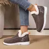 Botas femininas de algodão quentes mais vendidas para o exterior, superfície de pelo macio com forro espesso, botas de neve, sapatos de algodão slip-on de sola plana antiderrapante