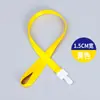 Fábrica de ganchos de plástico al por mayor diseño de gafete para tarjeta de identificación gafete para tarjeta de trabajo gafete para tarjeta de exposición transferencia térmica gafete de fábrica
