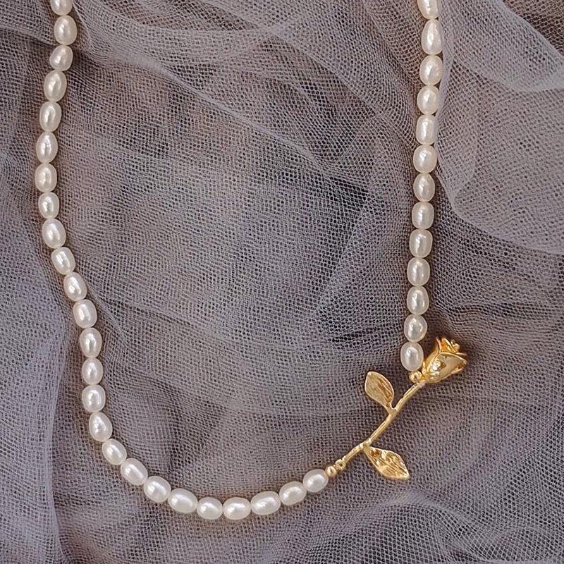 欧美复古玫瑰花朵项链 小众设计感14k注金珍珠项链