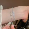 Pulsera con Cierre de Broche de Colgante de Lazo de Circonita Super Brillante, Pulsera de Temperamento Elegante Europea y Americana, Joyería Exquisita de Lujo Ligero de Gama Alta
