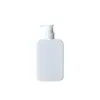 Venta al por mayor de fábrica botella dispensadora 250ml lava y protege botella PE para leche corporal cosmética botella blanca para champú de baño