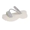 Sandalias de plataforma para mujer con suelas gruesas, sandalias francesas deslumbrantes con pedrería para el verano 2026 combinadas con faldas, sandalias de playa sensación popular en internet