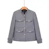 Ropa de Mujer Transfronteriza 2026 Moda Europea y Americana Casual Decoración Multibolsillos Botones Cuello Alto Estilo Pequeño Chanel Chaqueta Mujer B22691