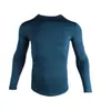 Camisa de compressão simples e esportiva de manga longa, altamente elástica, de secagem rápida, respirável, que absorve o suor e justa ao corpo, com um design 3D amigável à pele, adequada para treinamento de fitness