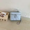 Bolsa de Mão Estilo Chanel para Mulheres 2026 Nova Tendência Moda Primavera Bolsa Acolchoada com Corrente Crossbody Pequena Quadrada