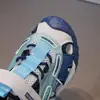 Sandálias de Dedo Infantis Meninos Verão 2025 Novas Esportivas Antiderrapantes Sapatos de Praia Sandálias Esportivas Super Leves