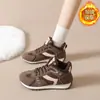 Zapatos de caña alta 2025 para mujer Invierno Nuevo Estilo Coreano Ins Estudiantes Femeninas Casual Deportivos Versátiles Tenis Street Shooting Hl8852-1