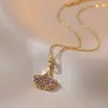 Colar Feminino, Novo Pingente de Amor Transfronteiriço da Moda, Design de Nicho, Colar Simples e Versátil com Corrente para Clavícula
