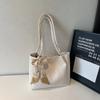 Bolsa de Grande Capacidade Estilo Ocidental 2025 Nova Bolsa Feminina Moda Casual Comutadora Bolsa de Ombro Verão Popular Bolsa Tote