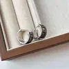 Pendientes de Flor de Iris con Circonita Microincrustada Estilo Retro Vintage para Mujer, Estilo Nuevo, Personalizados, Modernos, Versátiles, de Gama Alta, Diseño de Nicho