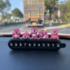 Acessórios de resina de urso morango fofo para carro, enfeites, joias DIY, placa de matrícula, placa de estacionamento temporária, placa de matrícula móvel criativa