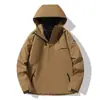 Jaqueta três em um estilo XC9236 Camel, adequada para uniformes corporativos, uniformes de equipe e vestuário de trabalho; pode ser personalizado com bordado ou impressão